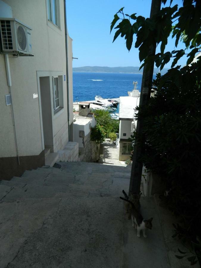 Ema Apartment *